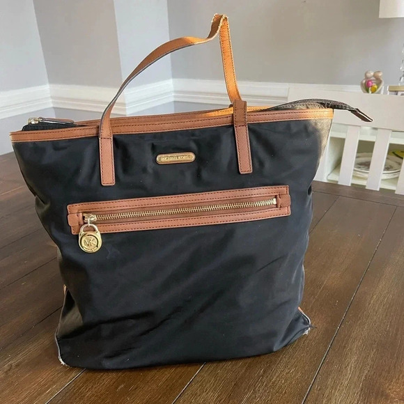 Michael Kors Kempton tote bag - Picture 14 of 14